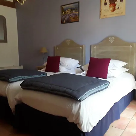 Nocleg ze śniadaniem Mas De L'ile 3*